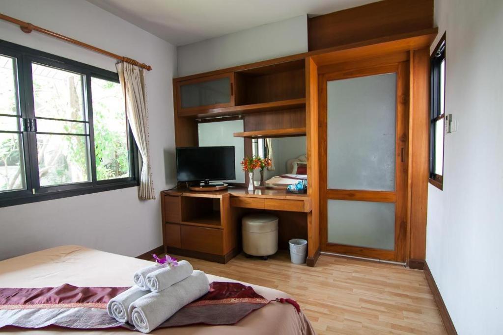Chayada Garden House And Resort Hotel Nakhonratchasima Exterior foto
